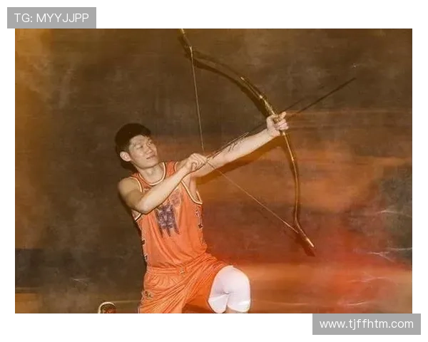 妈妈10年首度现场观看胡金秋比赛 常给他和孙铭徽发红包支持球员成长